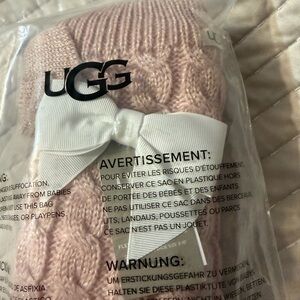UGG Pink Cable Knit Bow Baby Booties